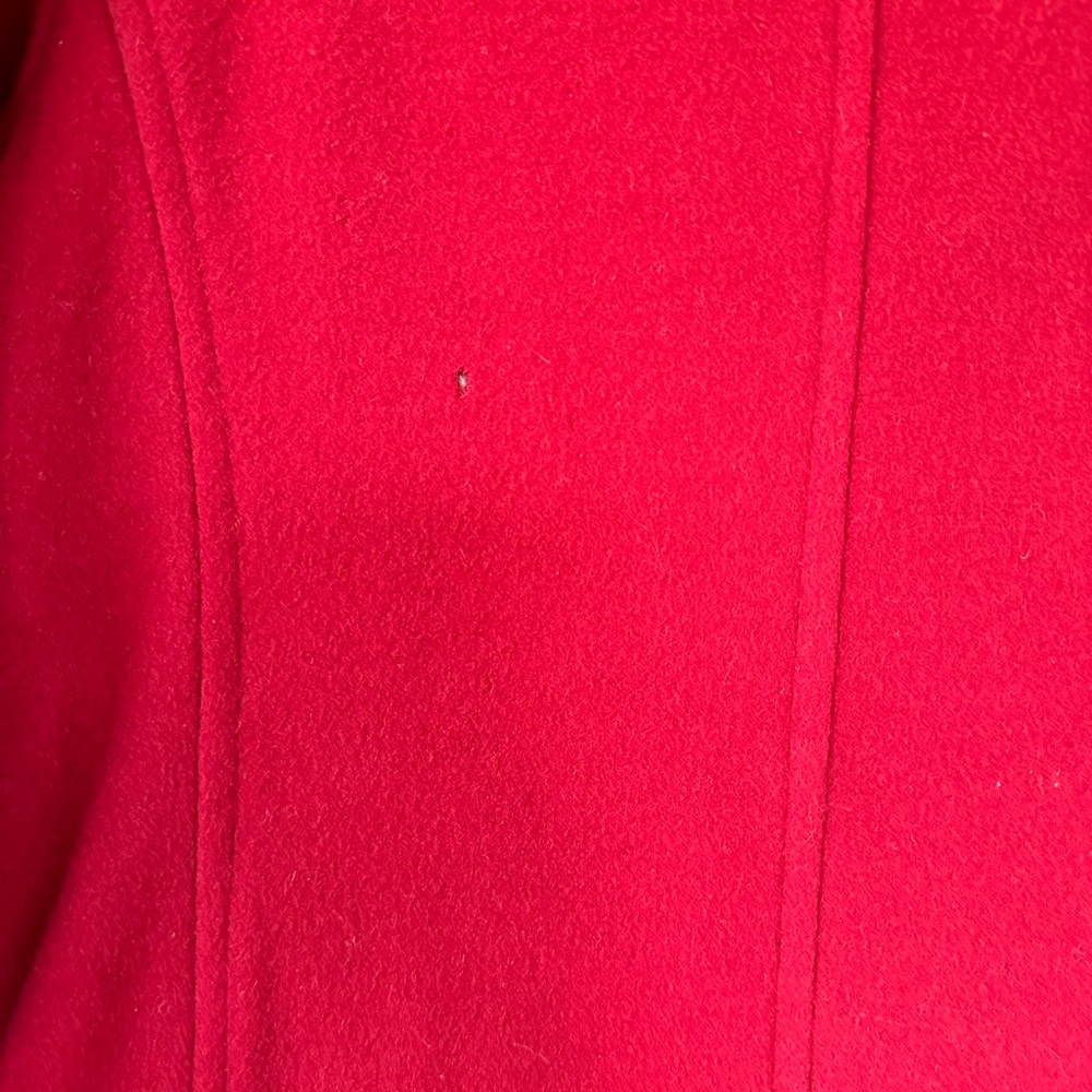 LL Bean Women’s Lambswool Red Thinsulate Insulated Peacoat Size 6P - Picture 8 of 8